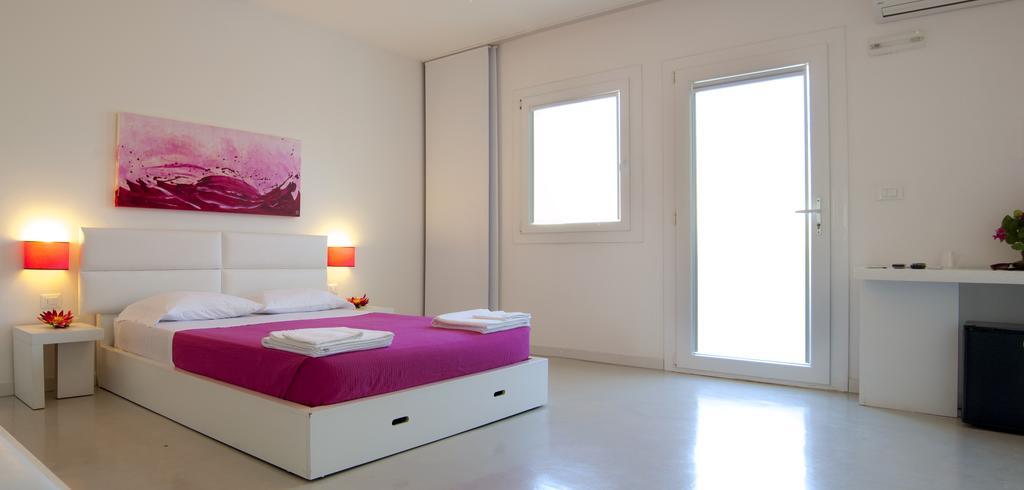 Hotel Beach Salento Marina Di Pescoluse Bagian luar foto