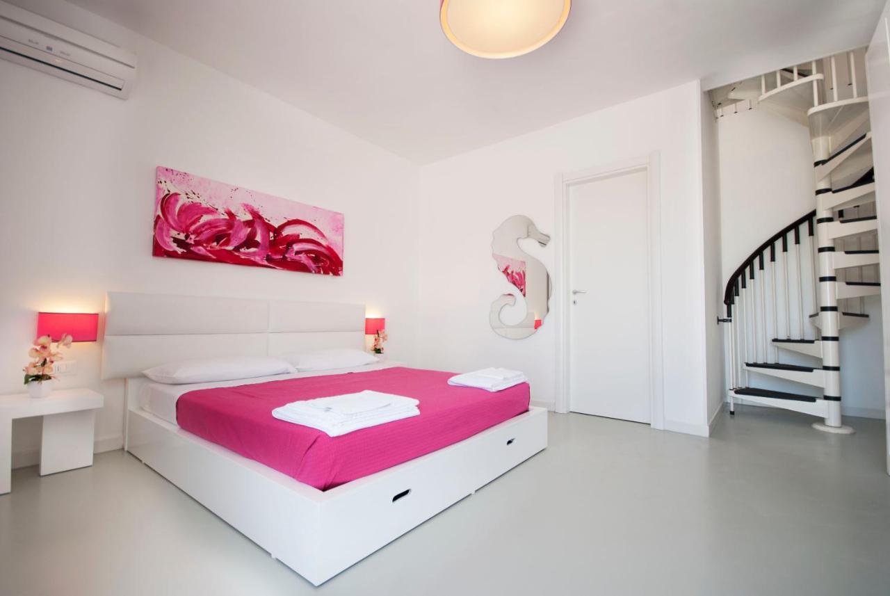 Hotel Beach Salento Marina Di Pescoluse Bagian luar foto